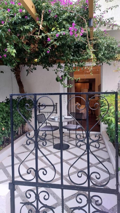 Loutraki Hidden Gem Ι Apartment Екстериор снимка