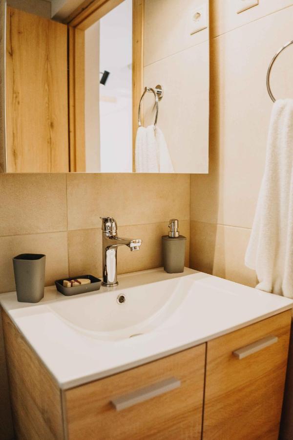 Loutraki Hidden Gem Ι Apartment Екстериор снимка